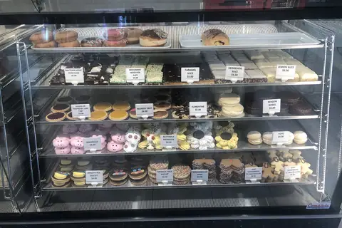 James' Patissere photo 4